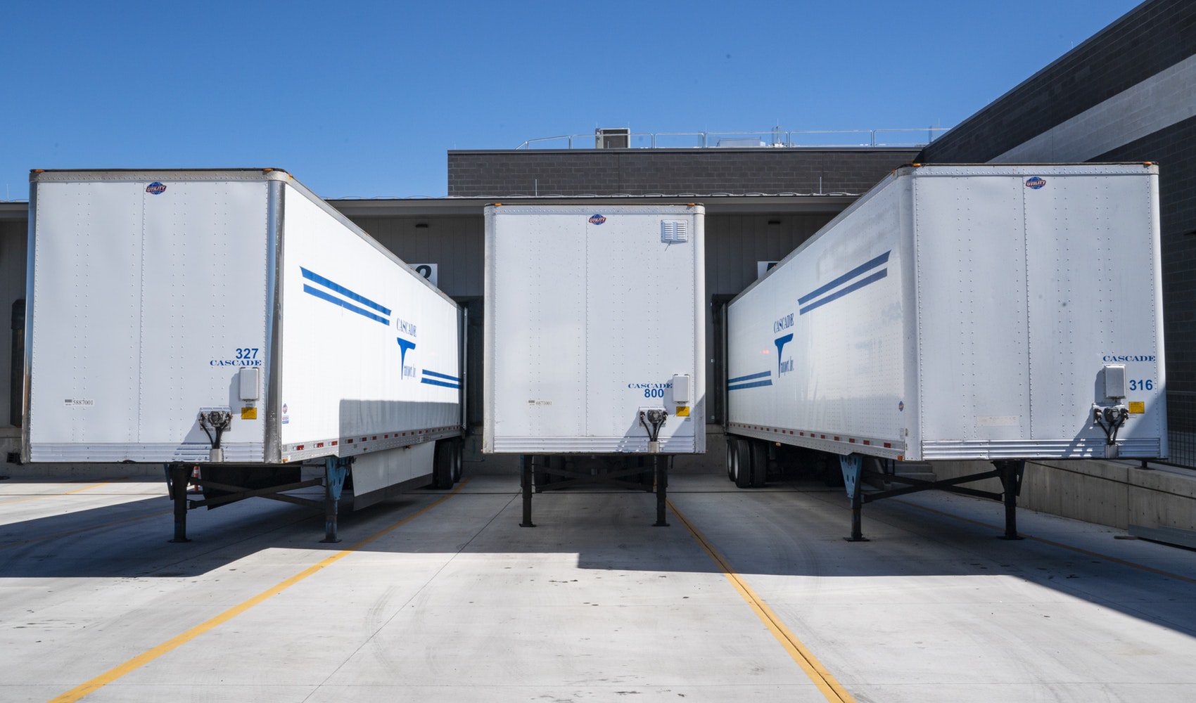 Universal Expects Growth in Operating Income